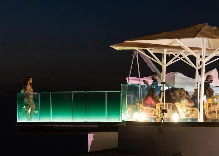 Eden Casa Salitre Neptuno Playa La Arena *